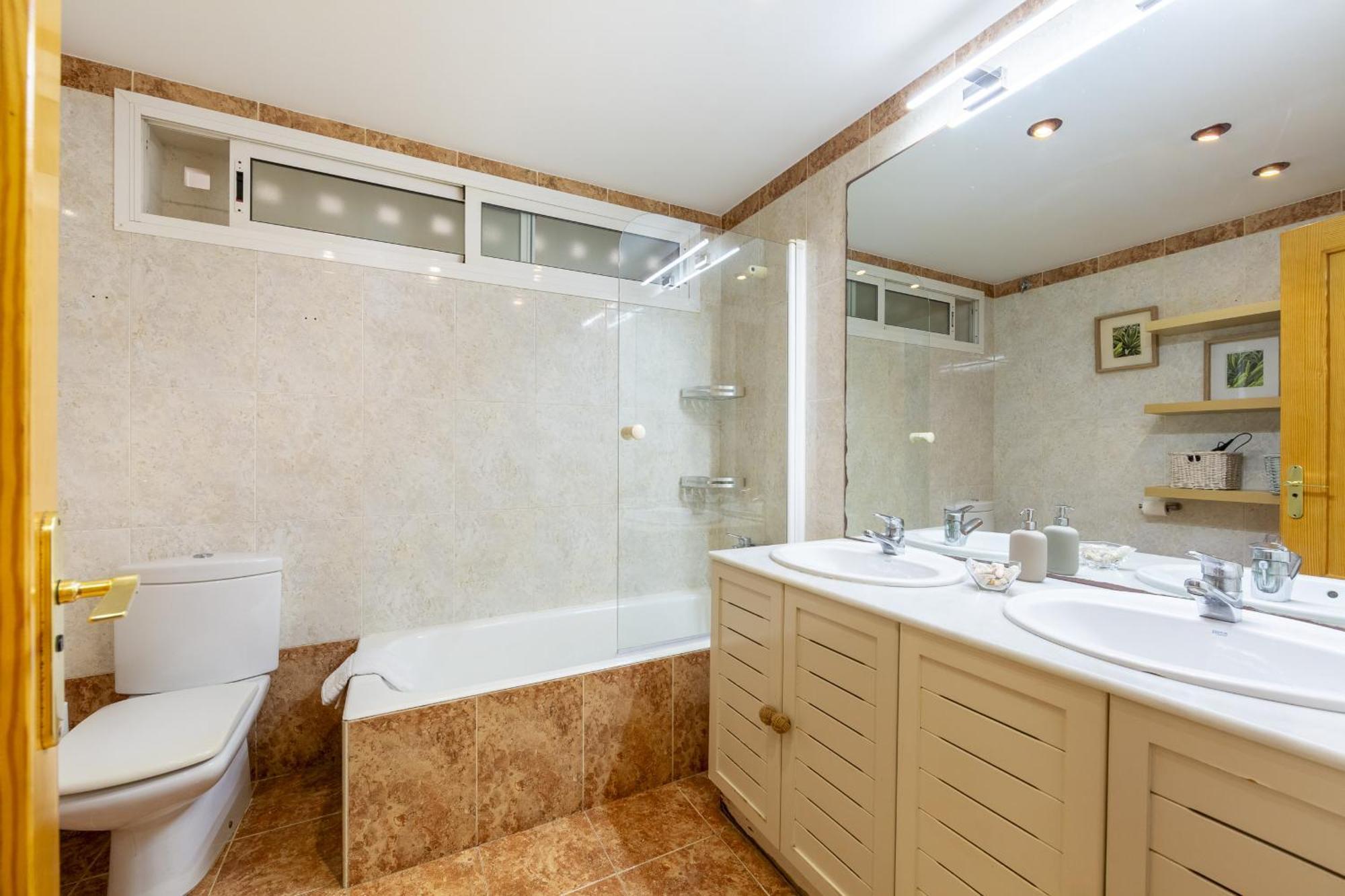 Apartamento Almeriasuite Oliveros Roquetas *