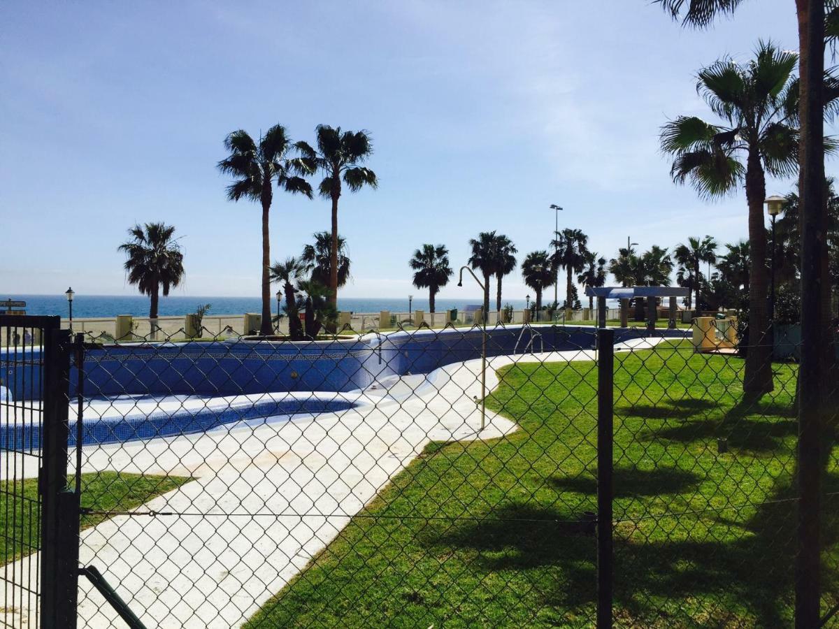 Apartamento En La Playa * Roquetas de Mar